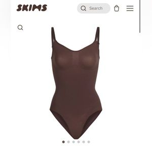 Skims Sculpting Bodysuit w/snaps